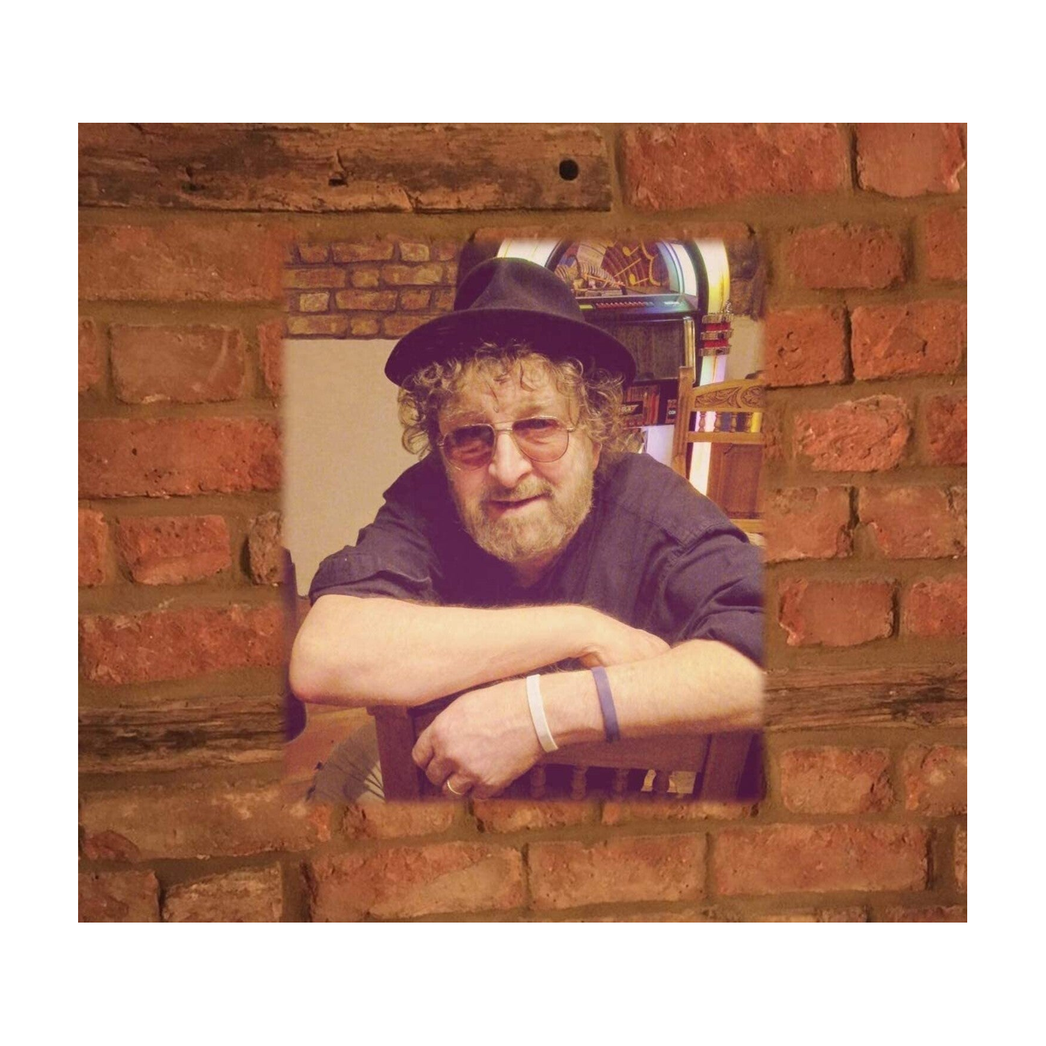 Chas Hodges - Right At Home: Selected Unreleased Home Recordings