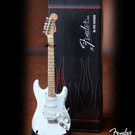 Axe Hvn Fs008 Fender Stratocaster Olympic White Mi - Axe Hvn Fs008 Fender Stratocaster Olympic White Mi