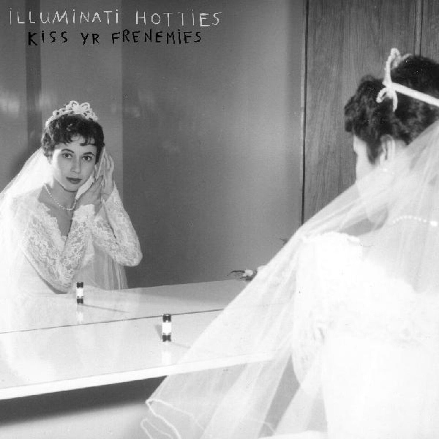 Illuminati Hotties - Kiss Yr Frenemies (Limited Edition)