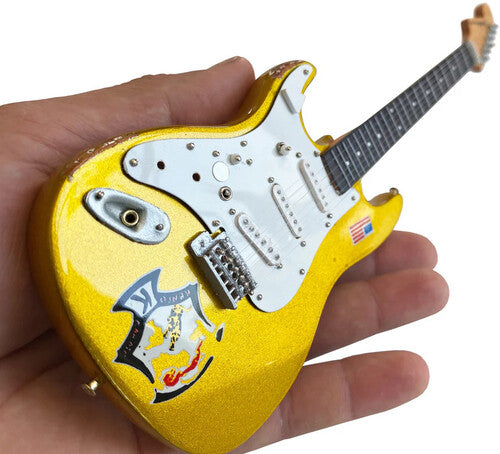 Axe Hvn Fs032 Dick Dale Fnder Strat Beast Gold Gtr - Axe Hvn Fs032 Dick Dale Fnder Strat Beast Gold Gtr