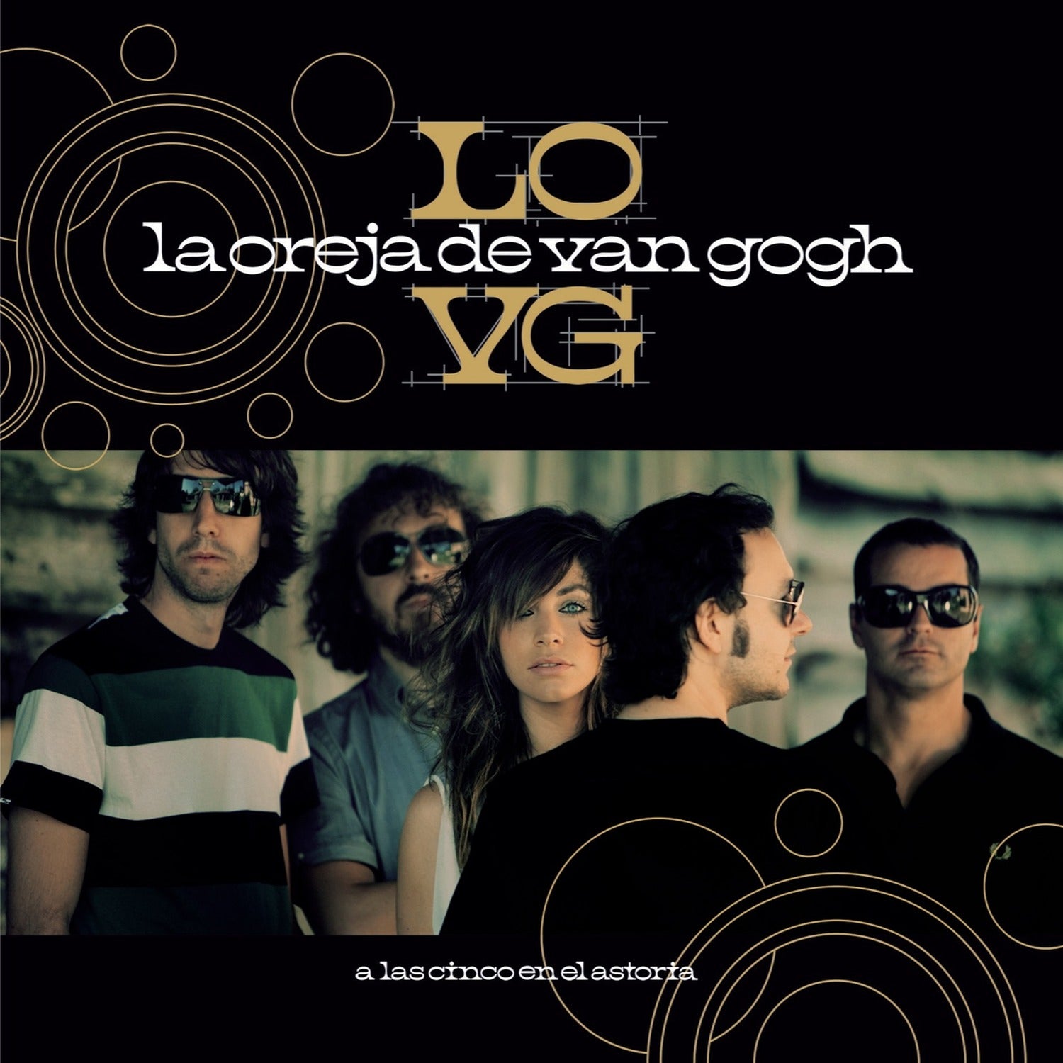 La Oreja de Van Gogh - A Las Cinco En El Astoria