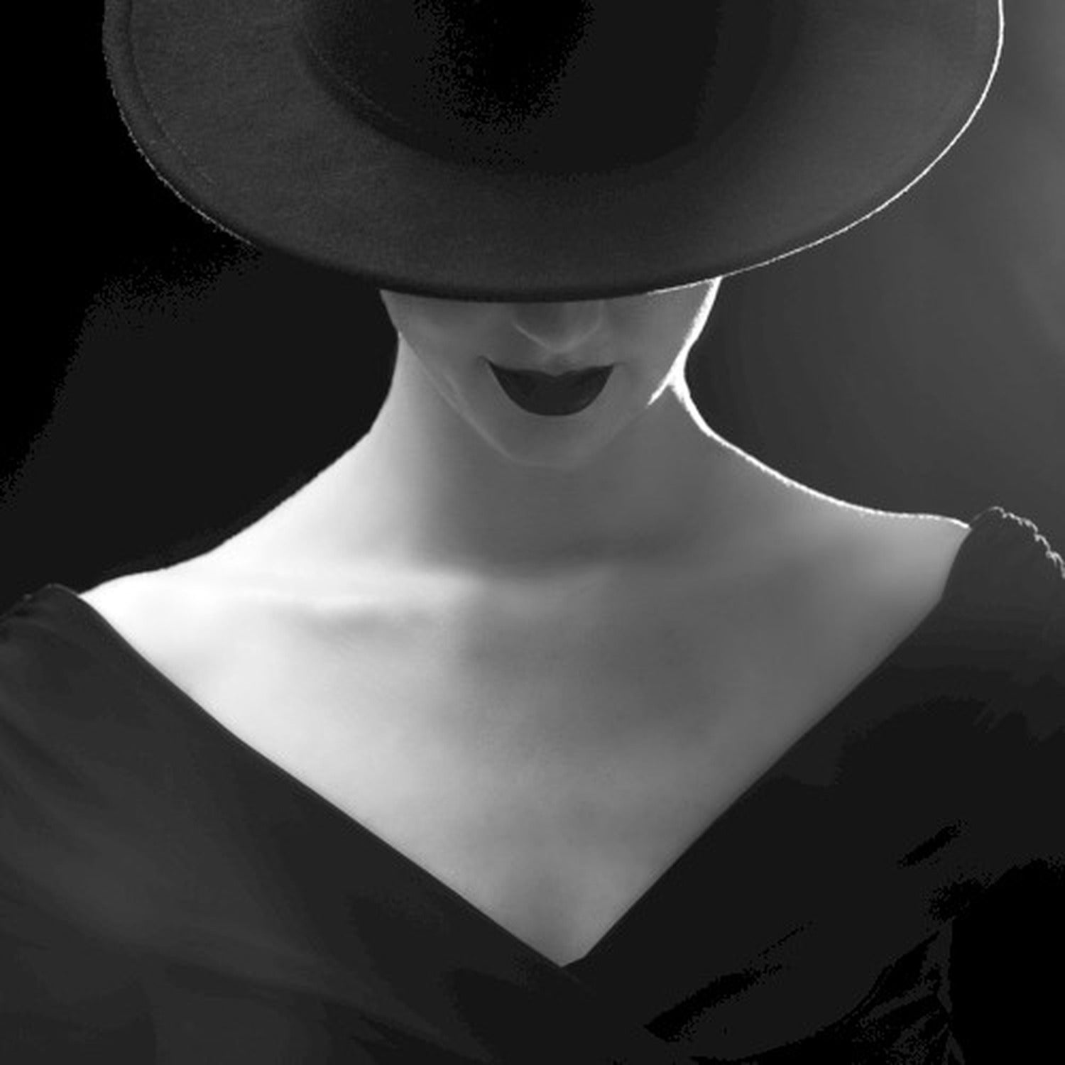 Dutty Moonshine Big Band - Villain