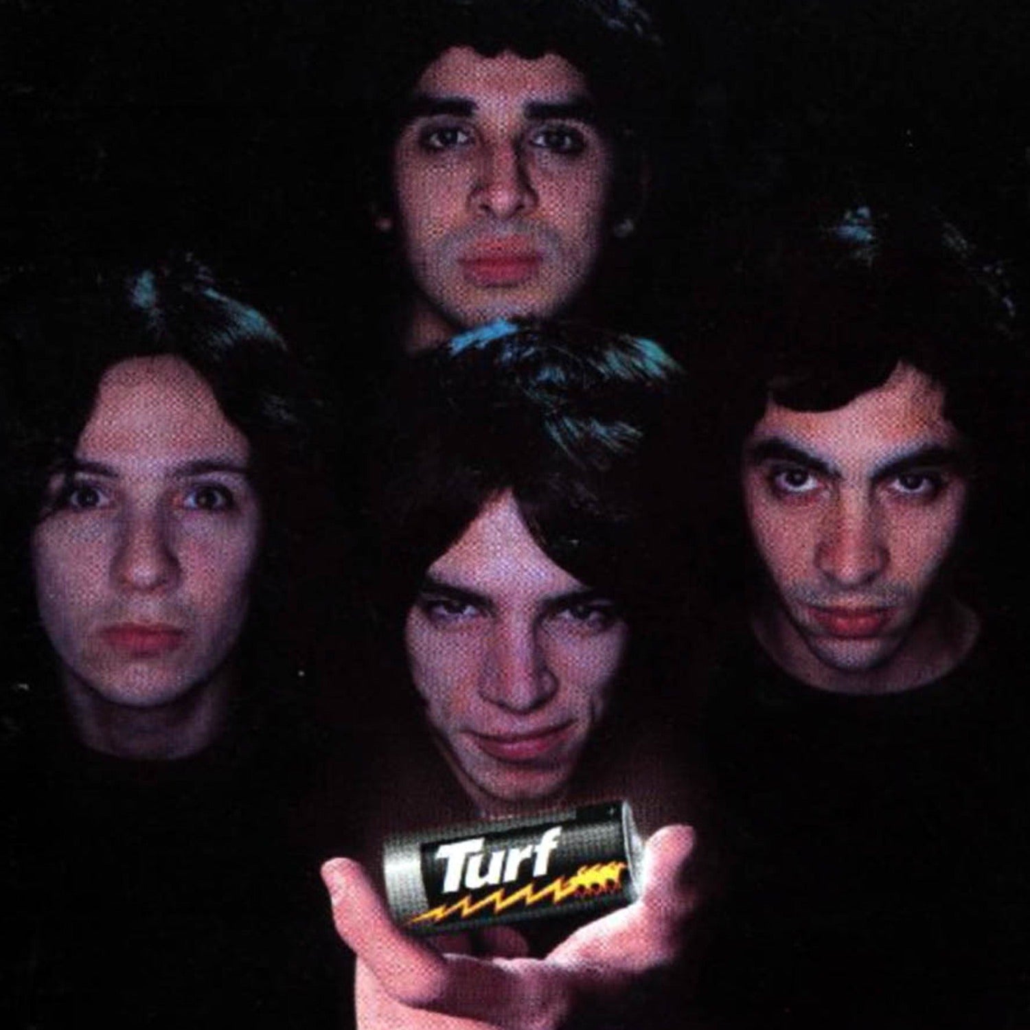 Turf - Una Pila De Vida